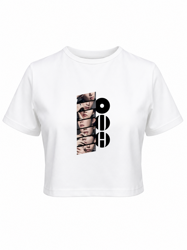 Baby tee Fragmento Arirang negro camiseta blanca